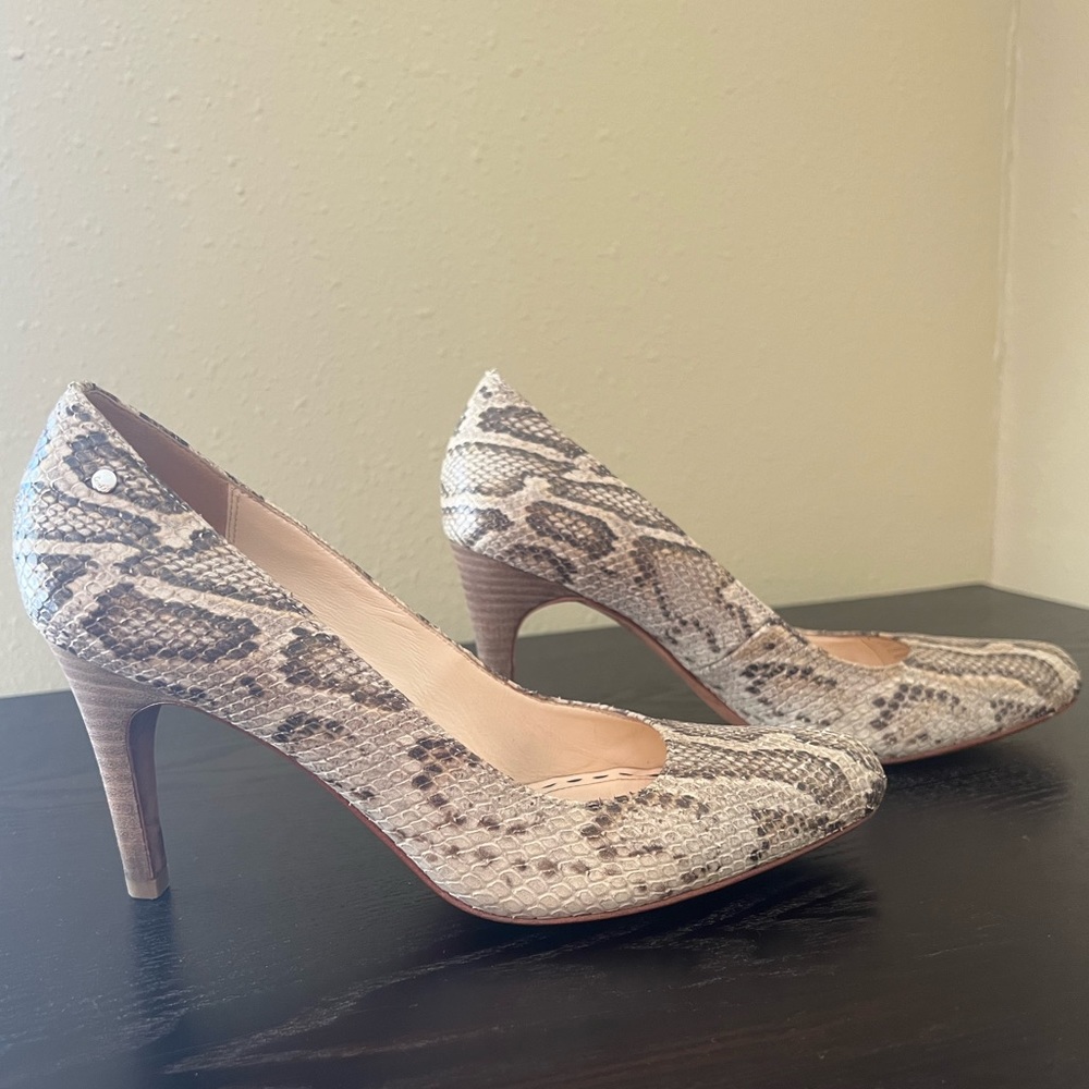 Coach Ladies Python Print Shoes Size 8.5 - image 2